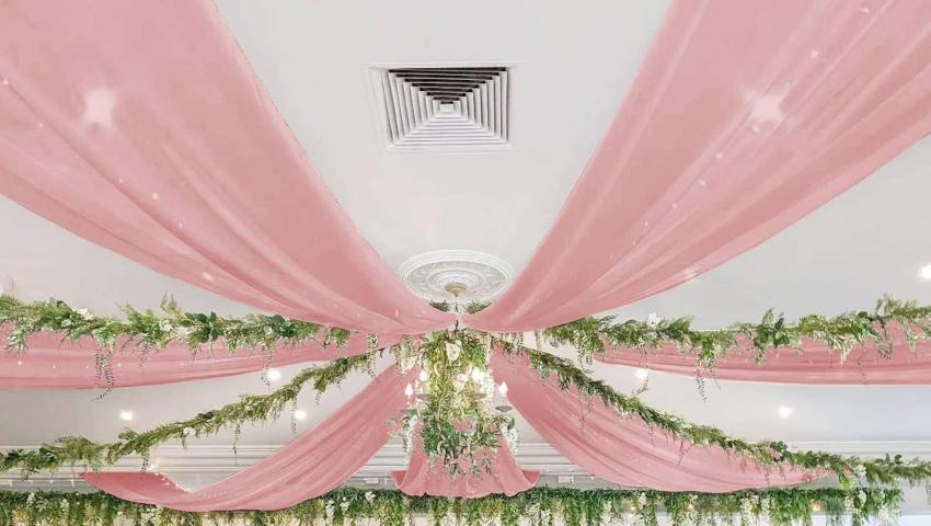 Romantik Düğün Salonu Perdesi